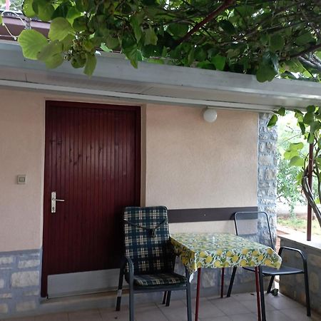 Apartman Sunce อูมัค ภายนอก รูปภาพ