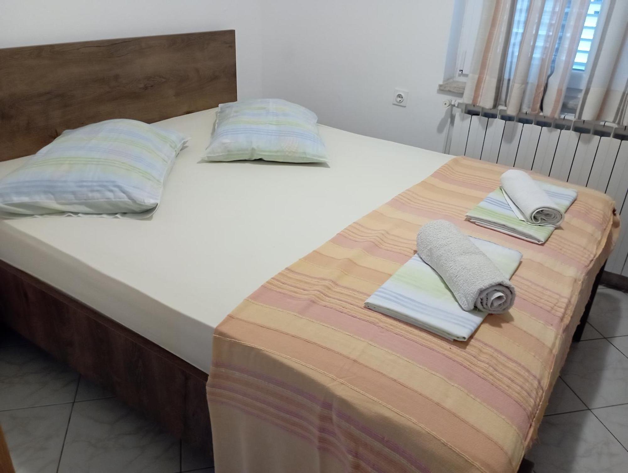 Apartman Sunce อูมัค ภายนอก รูปภาพ